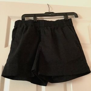 Everlane Elastic waist shorts, color black, size 4